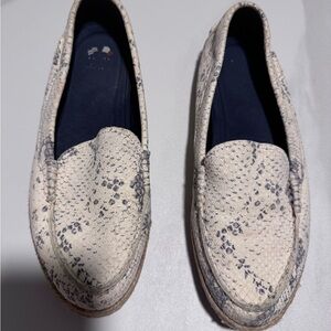 Snakeskin Patterned Loafers
